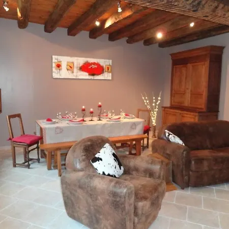 Holiday De Viviers בית נופש Esternay